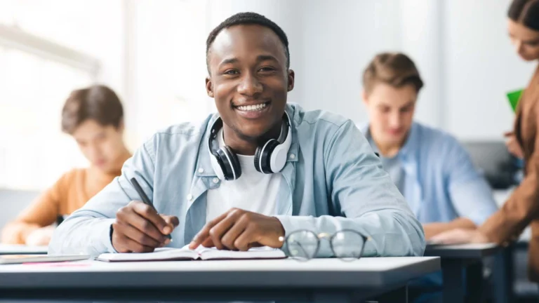 Your First Credit Score – How to Keep It Strong From Day One