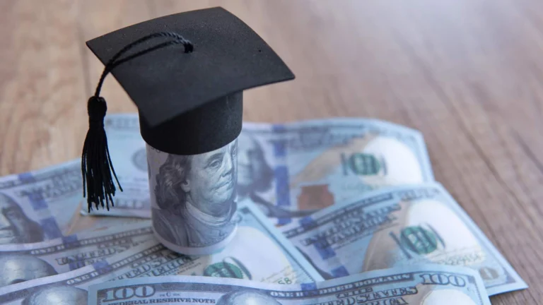 How to Use BlitzMoney to Create Custom Spending Challenges: The Ultimate Guide for Students and Young Adults