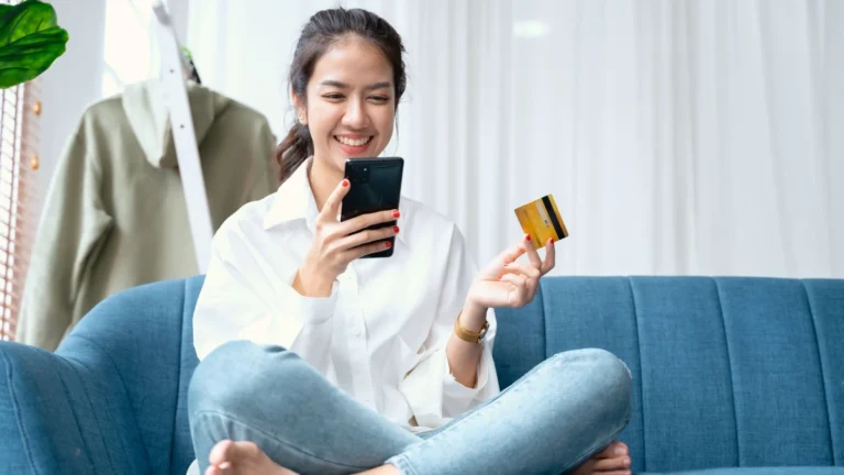 Using PriceGPT to Detect Hidden Discounts Online