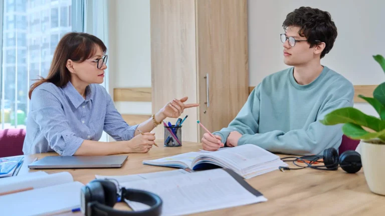 Students Seeking Language Tutor Roles