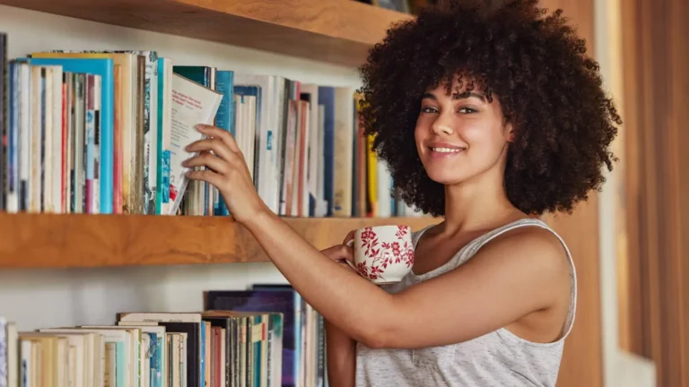 Use PriceGPT to Save on College Books