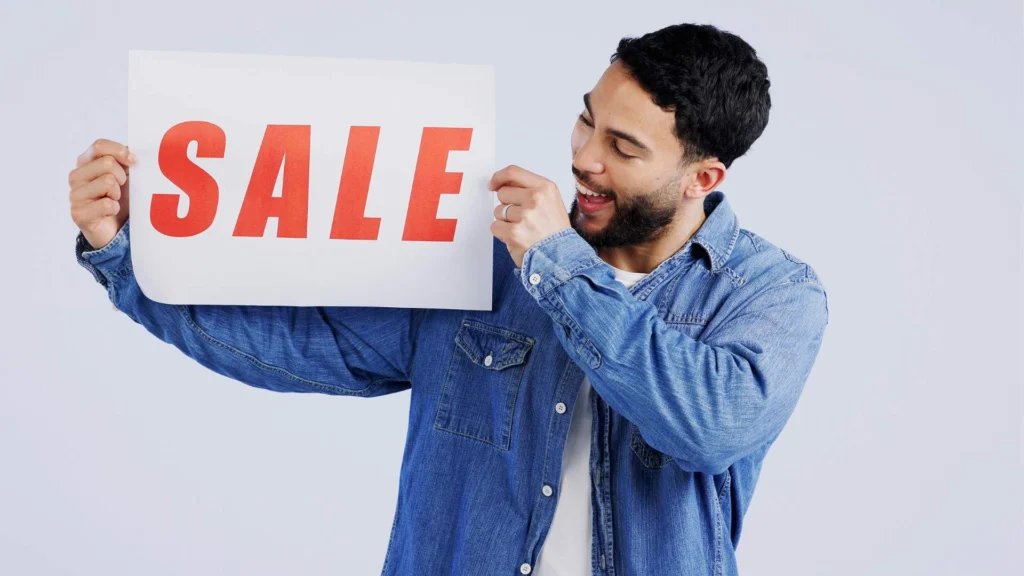 Use PriceGPT to Monitor Price Fluctuations During Sales