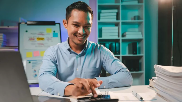 JobsGPT Can Help You Plan for Mid-Month Earnings
