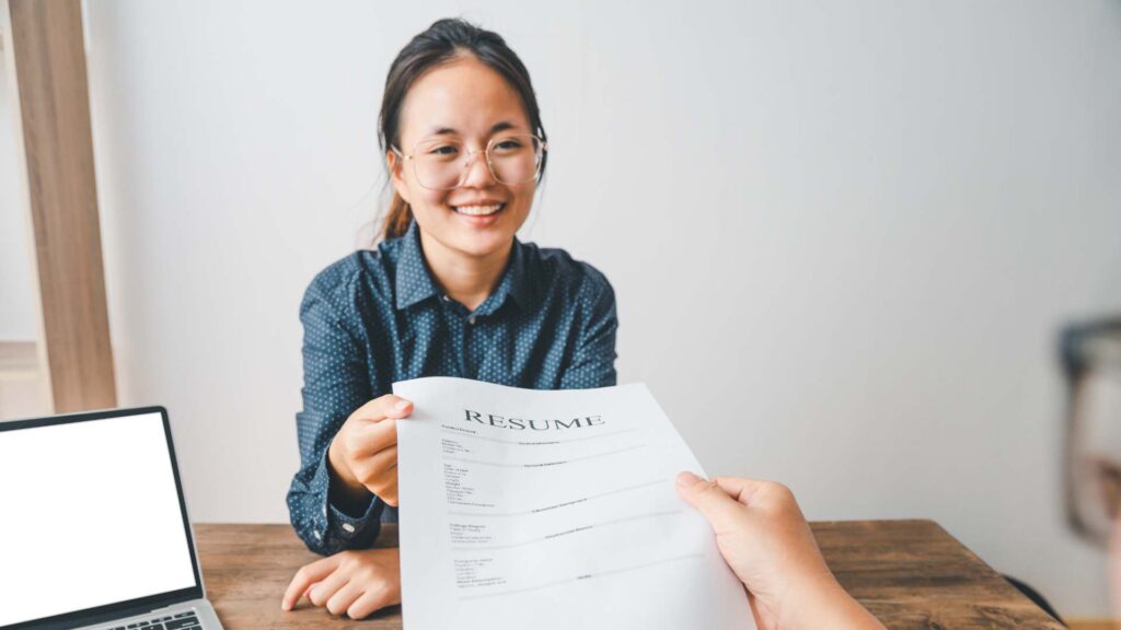 Managing Job Applications and Interviews with JobsGPT