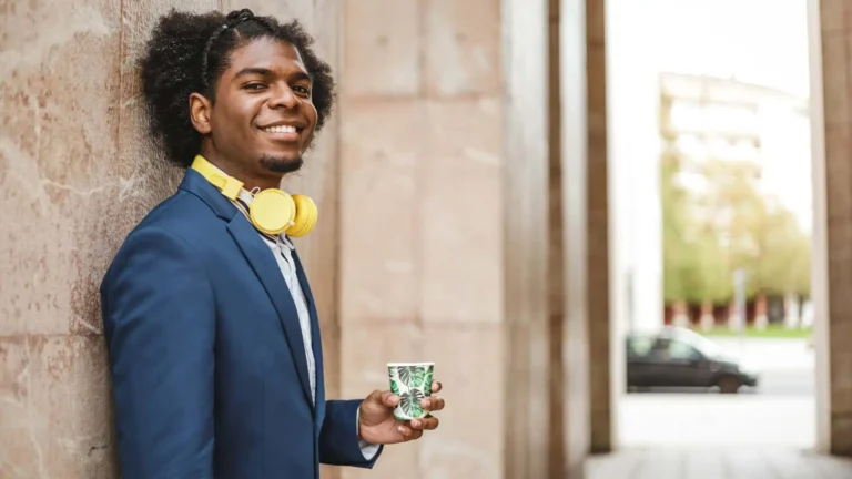 Use JobsGPT to Benchmark Your Earnings Against Peers